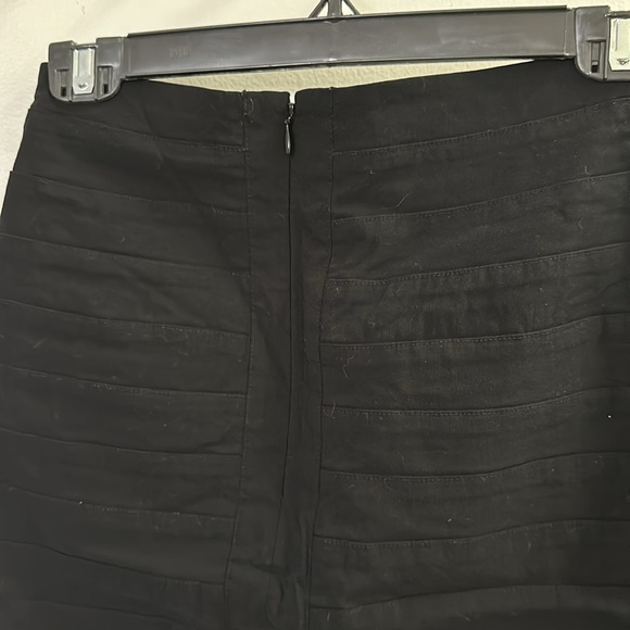 Ladies black pencil skirt from Ricki’s - Picture 3 of 3